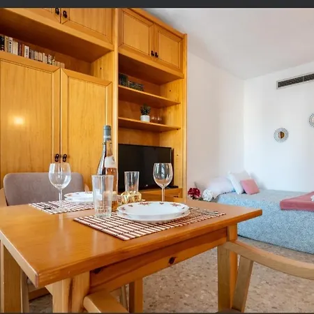 Estudio Eden Daire Torremolinos